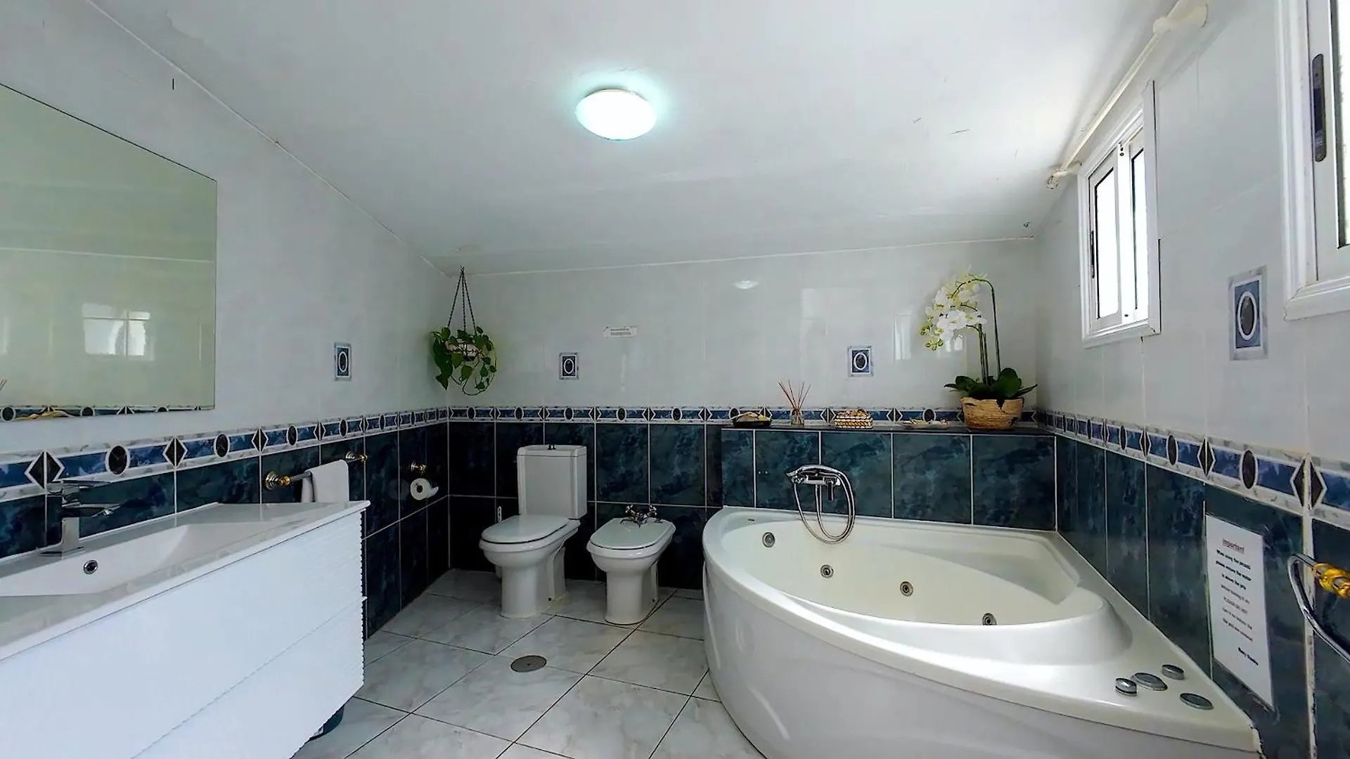 Detached Villa, Private Pool Only 10 Minutes Los Cristianos Valle de San Lorenzo Spain