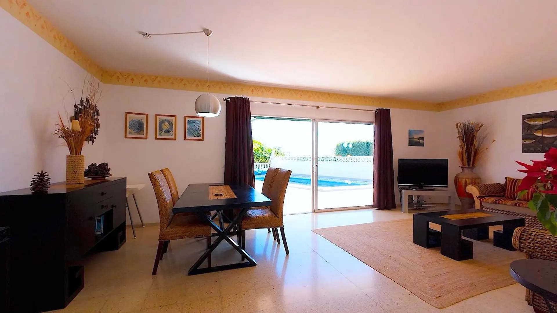 Villa Detached Villa, Private Pool Only 10 Minutes Los Cristianos Valle de San Lorenzo Spain